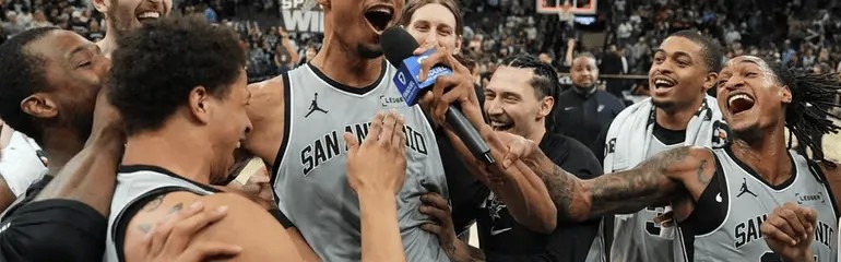 开云官网-超级崛起！马刺本赛季豪取62胜20负，比上赛季多赢了28场